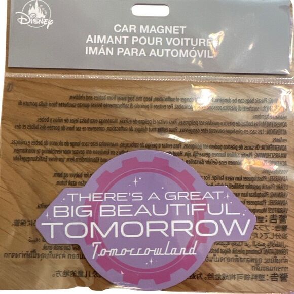 NWT Carousel Of Progress Great Big Beautiful Tomorrow Car Magnet Disney Parks - Picture 2 of 2